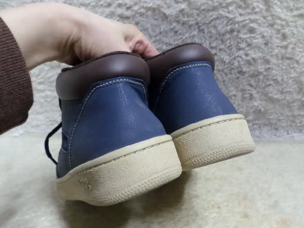 thumbnail-4